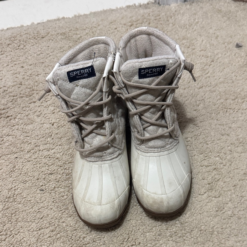 Sperry women white Snow Boots
